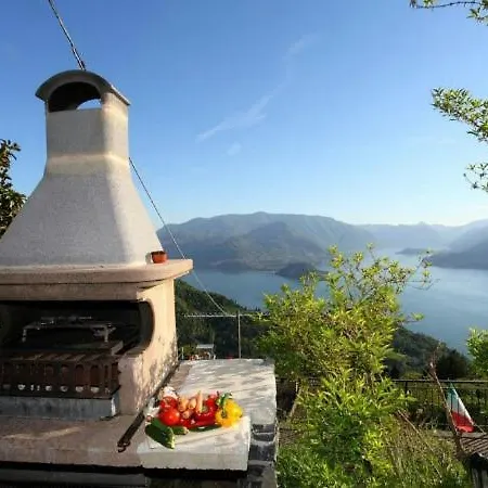 Sleeps 12